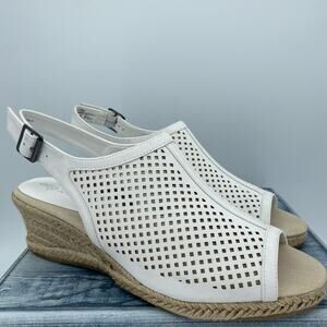 NEW Easy Street Stacy Women’s Espadrille Wedges White Size 10
